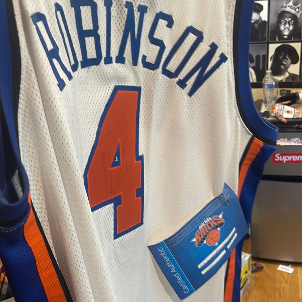 Signed Nate Robinson jersey